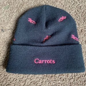 Anwar carrots hat